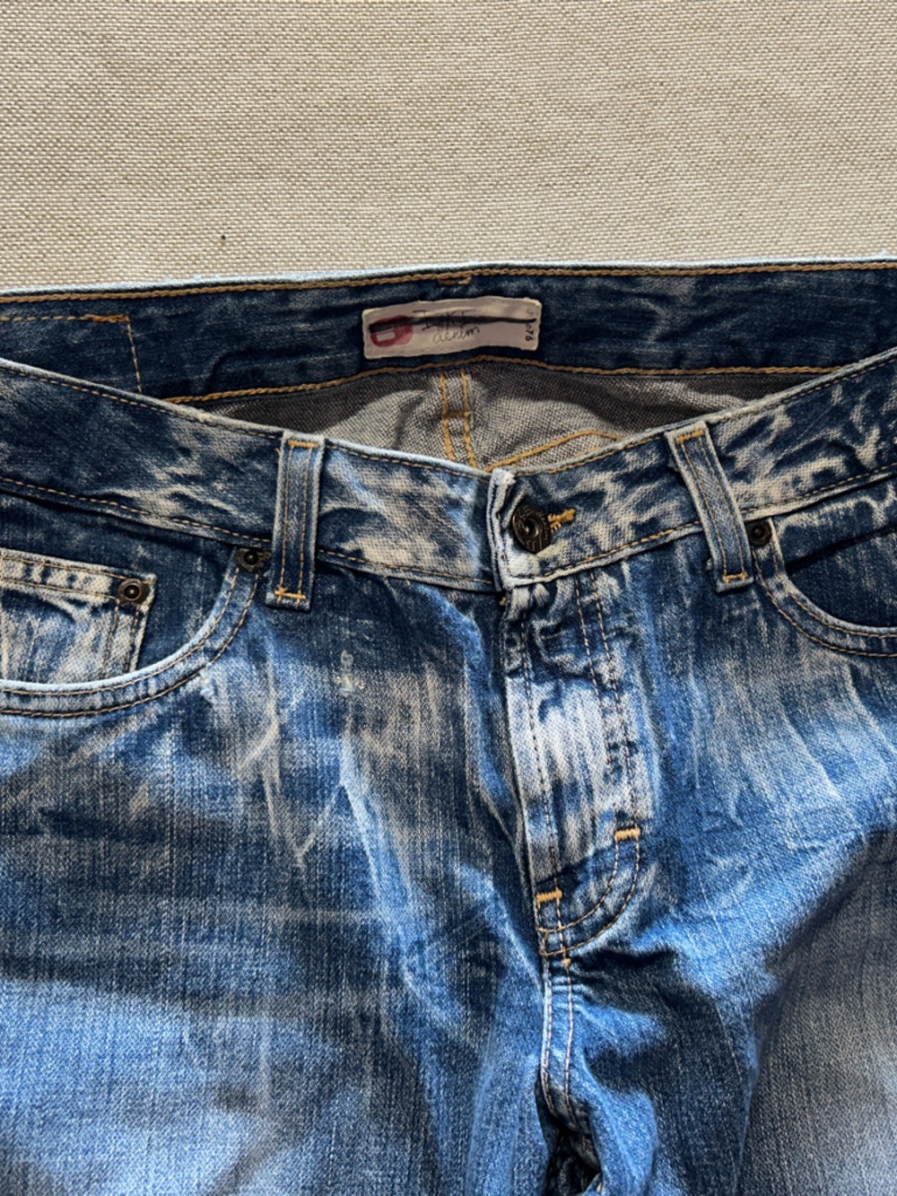 Buckle brand - Washed Blue Denim Jeans - Casual Straight Fit